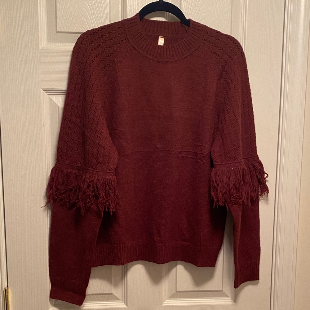 Jinkesi  Burgundy Sweater with Fringe Details…size L
